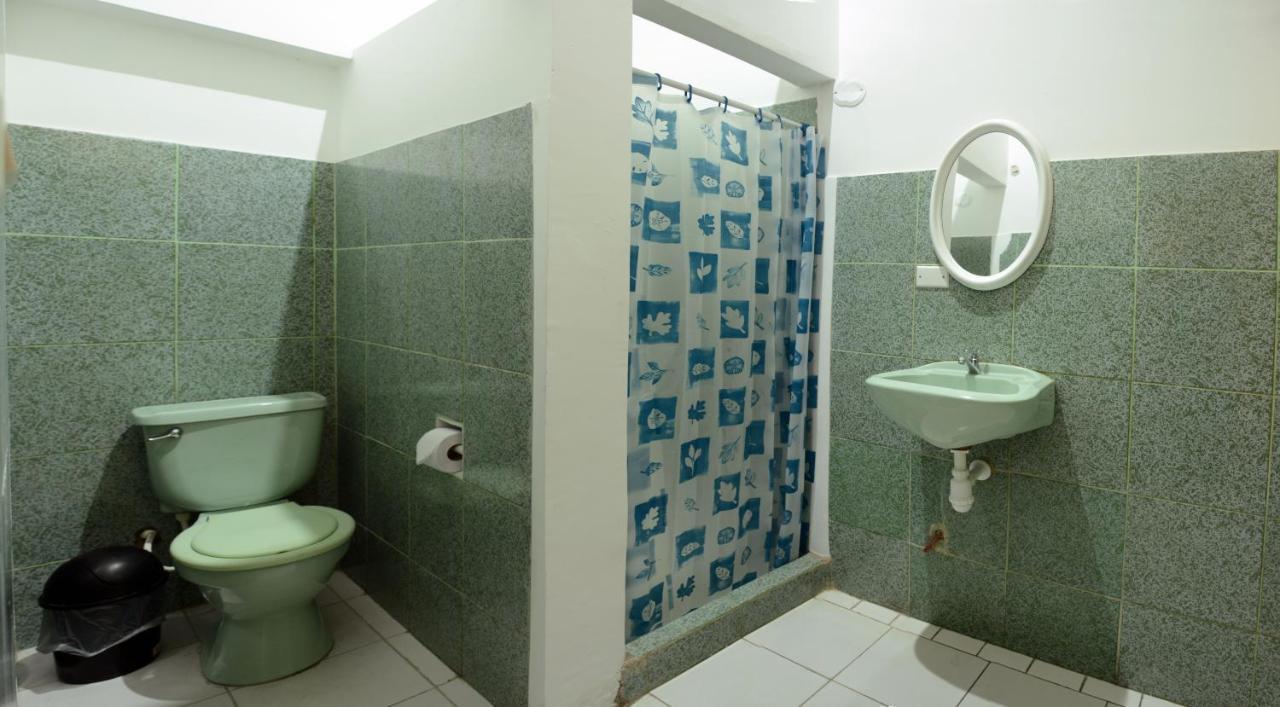 Hostal Casa Blanca ตาราโปโต ภายนอก รูปภาพ